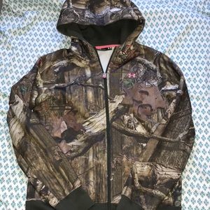 Full zip under armour sweatshirt